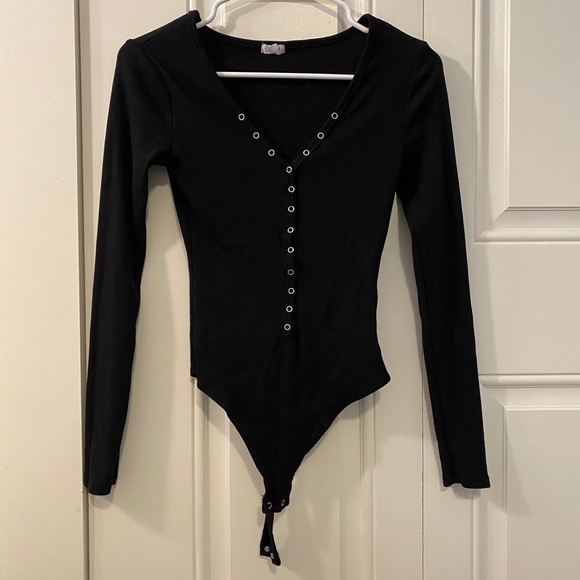 Garage black bodysuit - Picture 1 of 2